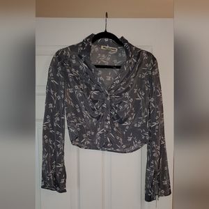 Wallflower juniors size large long sleeve crop top blouse
